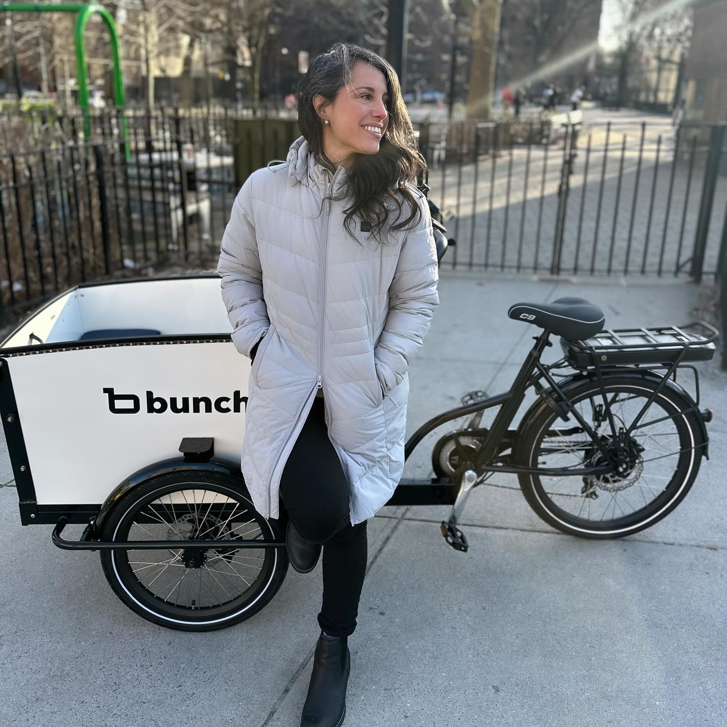 Bunch Bike electric cargo trike for rent in NYC